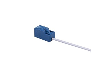 Plastik Çıkık NPN-NO 8mm 7m Kablolu 18 mm Kare Endüktif Sensör